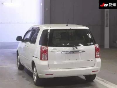 Toyota RAUM