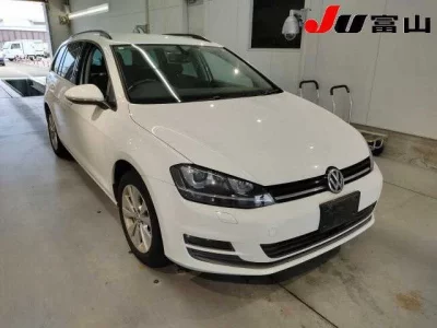 Volkswagen GOLF VARIANT