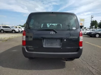 Toyota SUCCEED
