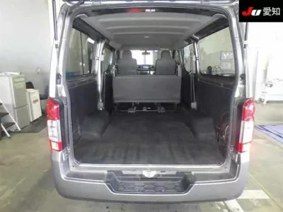 Nissan CARAVAN VAN