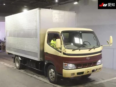Hino TRUCK