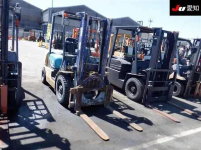 KOMATSU FORKLIFT