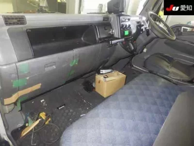 Mitsubishi CANTER
