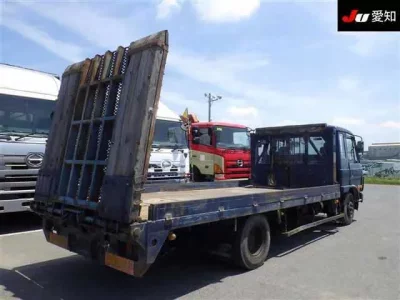 Nissan CONDOR