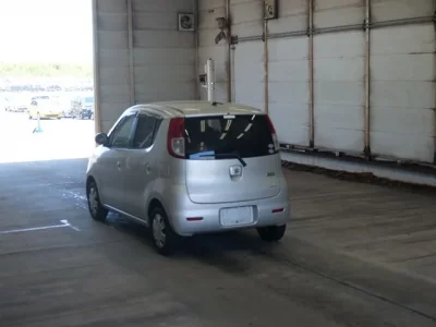 Suzuki MRWAGON