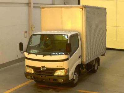 Hino DUTRO