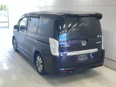 Honda STEP WAGON