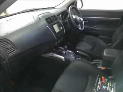 Mitsubishi RVR