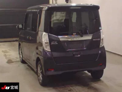 Mitsubishi EK SPACE