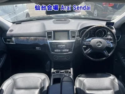 Mercedes-Benz ML CLASS