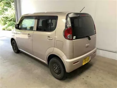 Suzuki MRWAGON