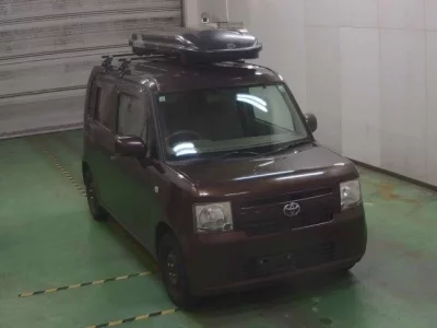 Toyota PIXIS SPACE