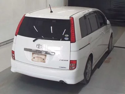 Toyota ISIS