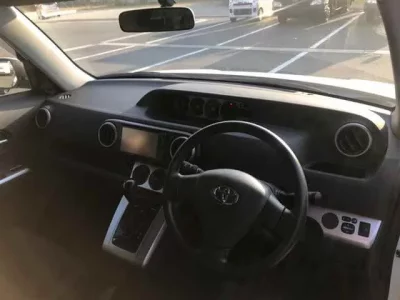 Toyota COROLLA RUMION
