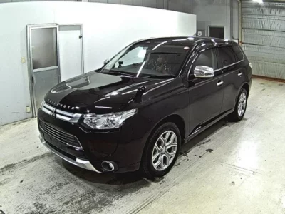 Mitsubishi OUTLANDER PHEV