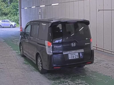 Honda STEP WAGON