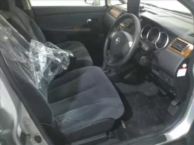 Nissan TIIDA LATIO
