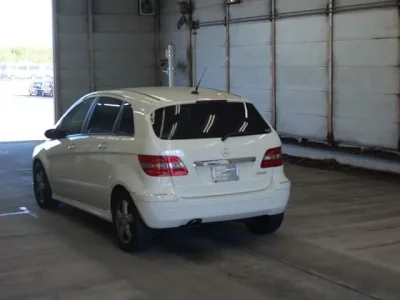 Mercedes-Benz B CLASS