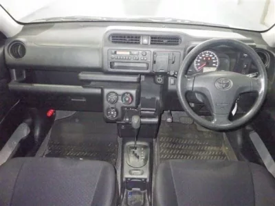 Toyota SUCCEED