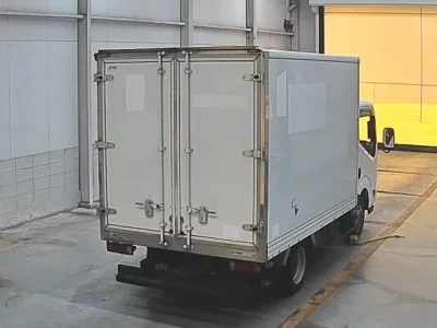 Nissan ATLAS