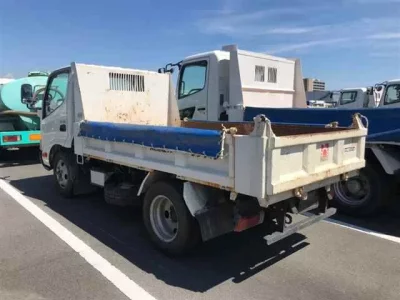 Hino DUTRO
