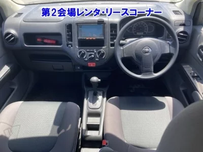 Nissan AD