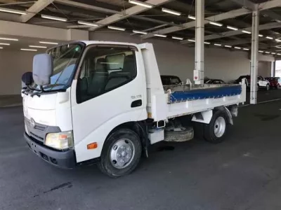 Hino DUTRO