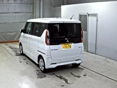 Mitsubishi EK SPACE