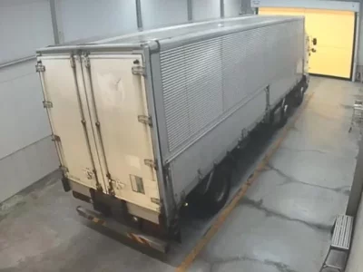 Hino TRUCK