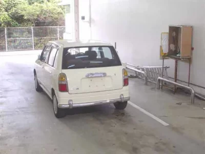Daihatsu MIRA
