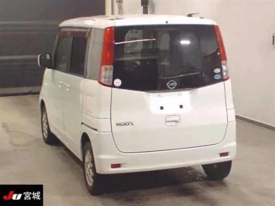Nissan ROOX