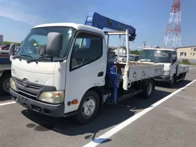 Hino DUTRO