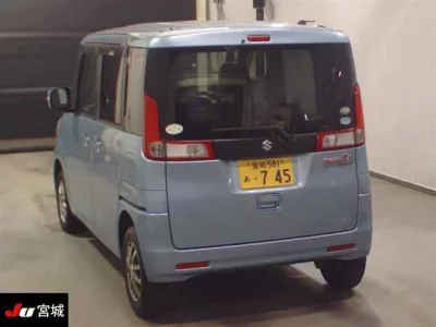 Suzuki SPACIA
