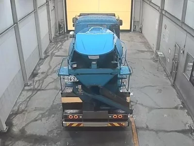 Isuzu TRUCK