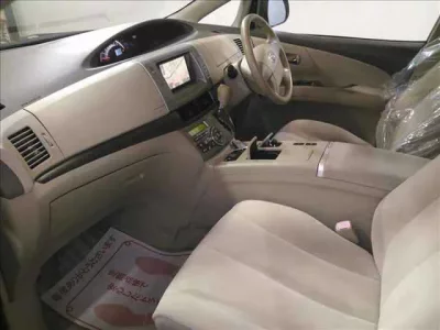 Toyota ESTIMA HYBRID