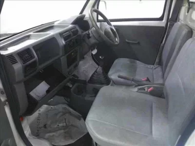 Nissan CLIPPER TRUCK
