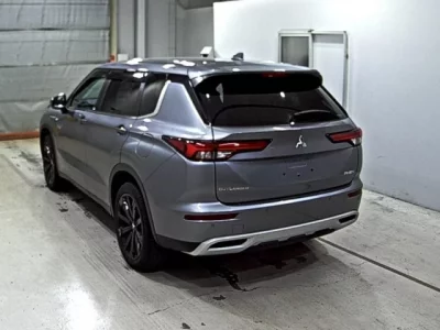 Mitsubishi OUTLANDER PHEV