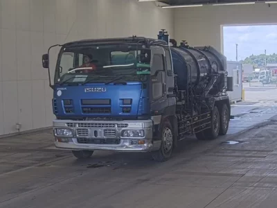 Isuzu GIGA