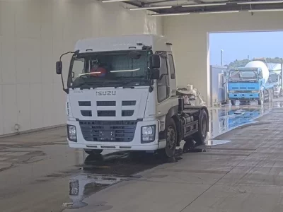 Isuzu GIGA