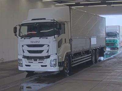 Isuzu GIGA
