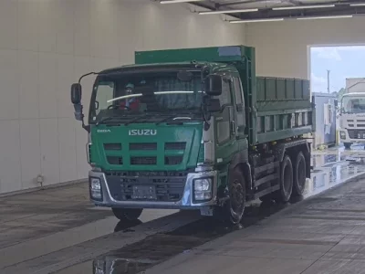Isuzu GIGA