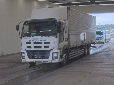 Isuzu GIGA
