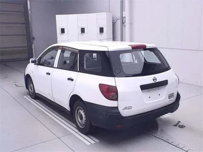Nissan AD