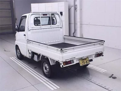 Nissan CLIPPER TRUCK