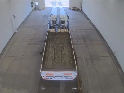 Nissan TRUCK
