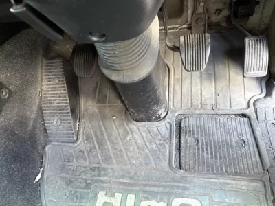 Hino TRUCK