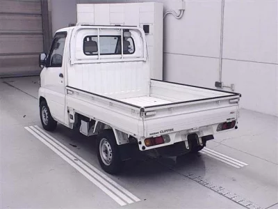 Nissan CLIPPER TRUCK