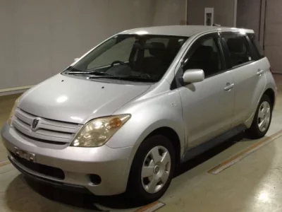 Toyota IST