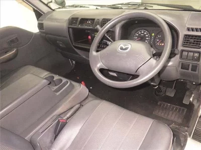 Mazda BONGO VAN