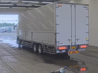 Hino PROFIA